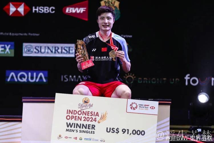 石宇奇止步无缘决赛，中国队在印尼公开赛两项挺进冠军争夺