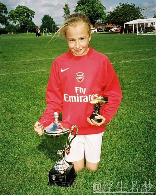 曾经的阿森纳小球童,如今冲击欧冠冠军 曾经的阿森纳小球童,如今冲击欧冠冠军